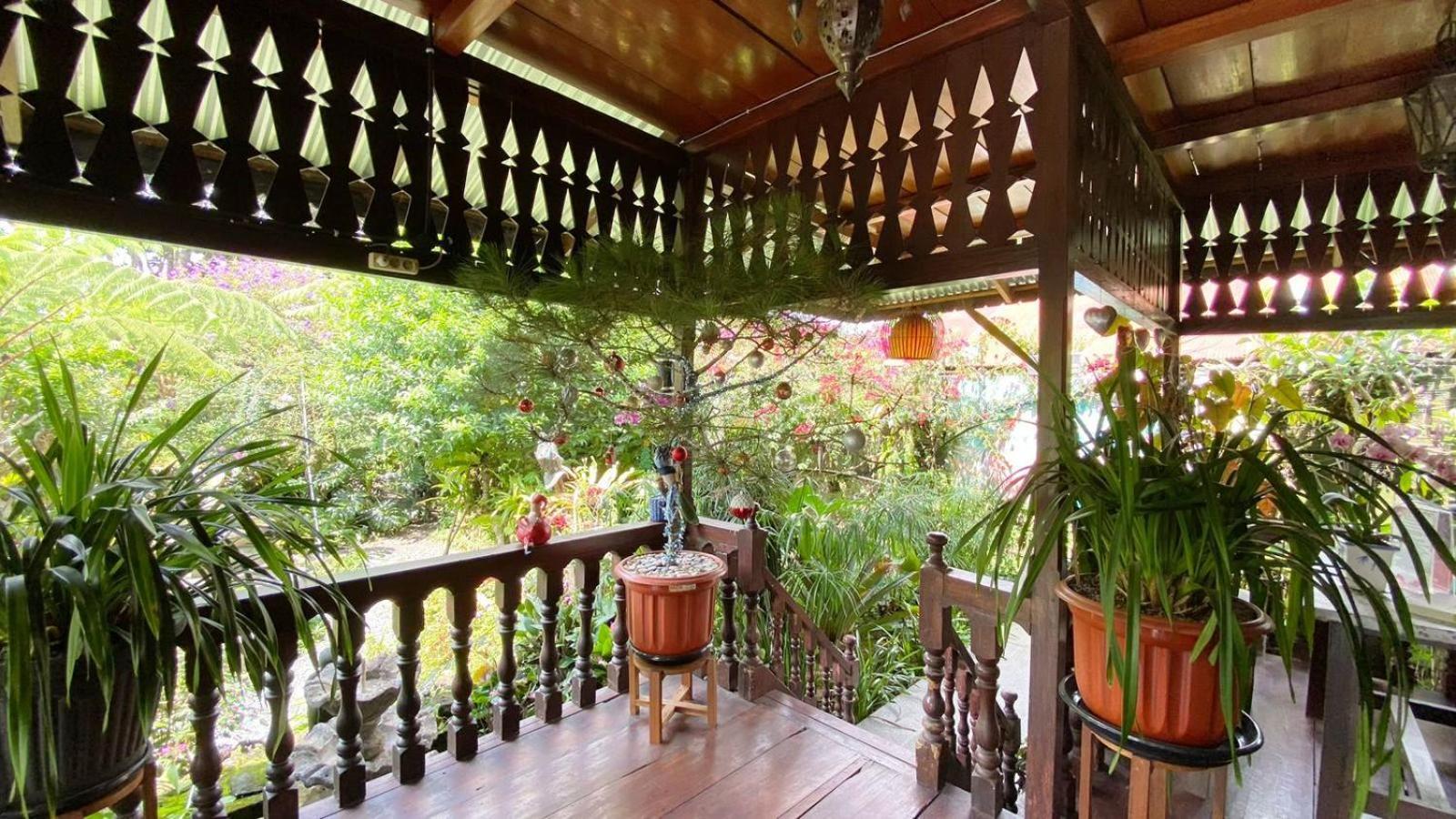 Rumah Kayu Sulawesi Antique Bedugul  Exteriör bild