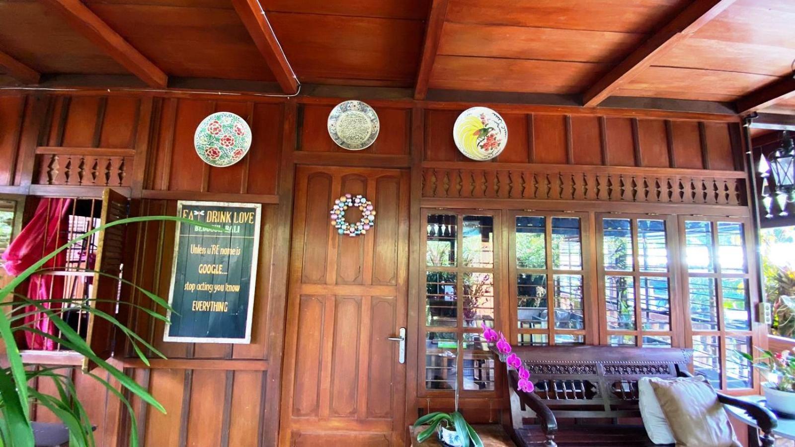 Rumah Kayu Sulawesi Antique Bedugul  Exteriör bild